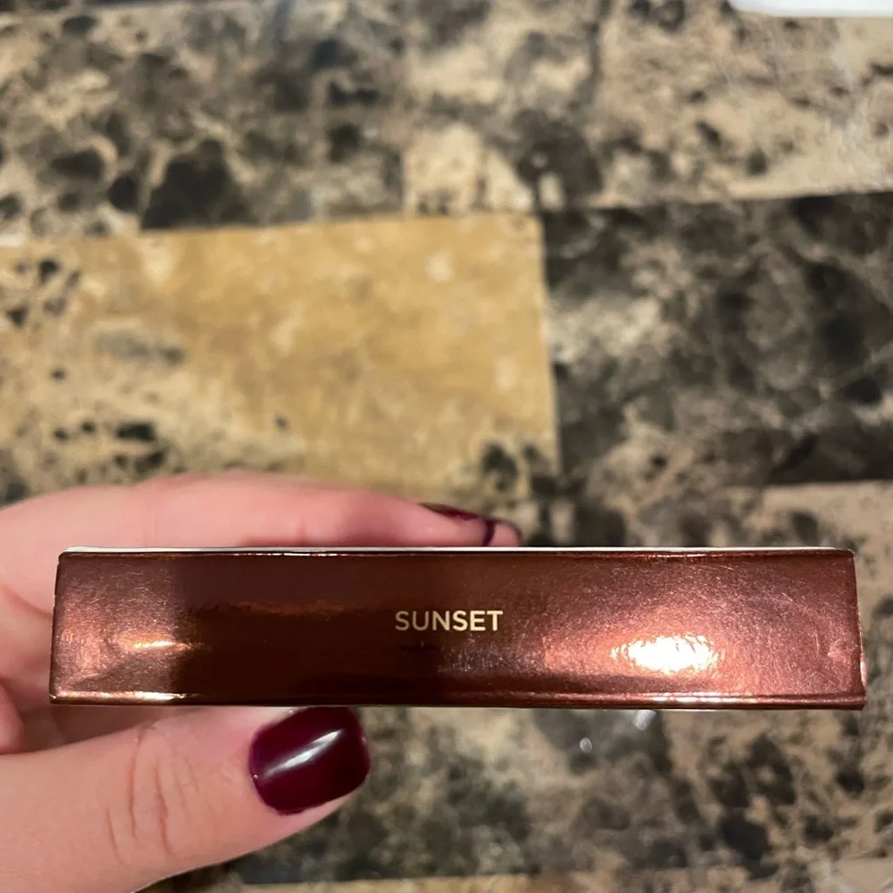 Hourglass Makeup Illume Sheer Color Trio w/ Cream Bronzer, Blush & Highlighter - Picture 6 of 9